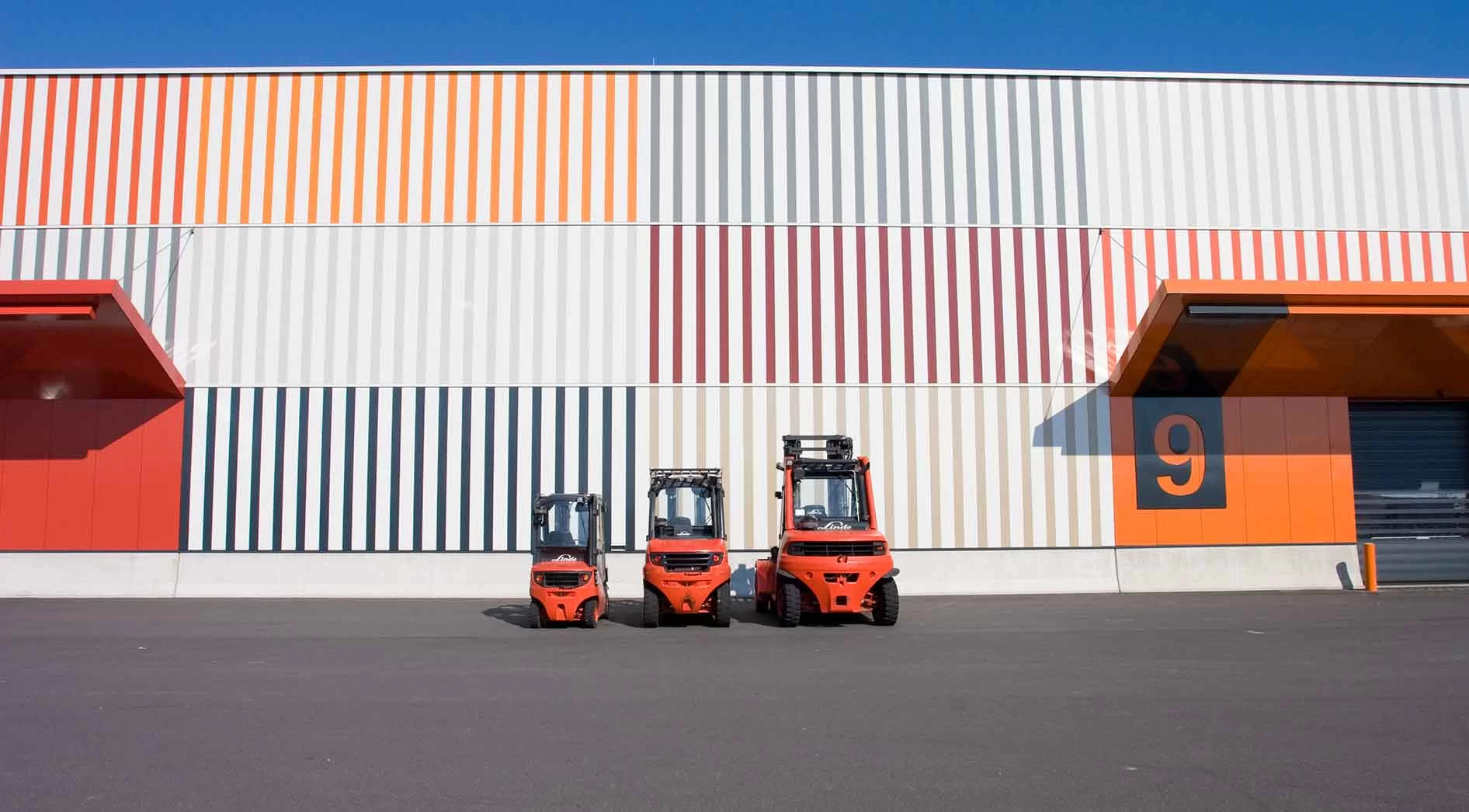 Messe Frankfurt fairgrounds, inside view